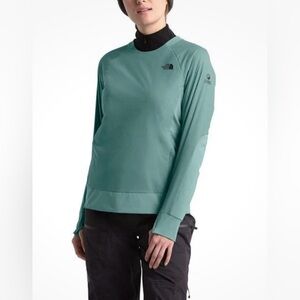 The North Face Women Ventrix Steep Midlayer Insulated Pullover